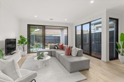 23 Montpellier Rd, Burwood VIC 3125, Australia