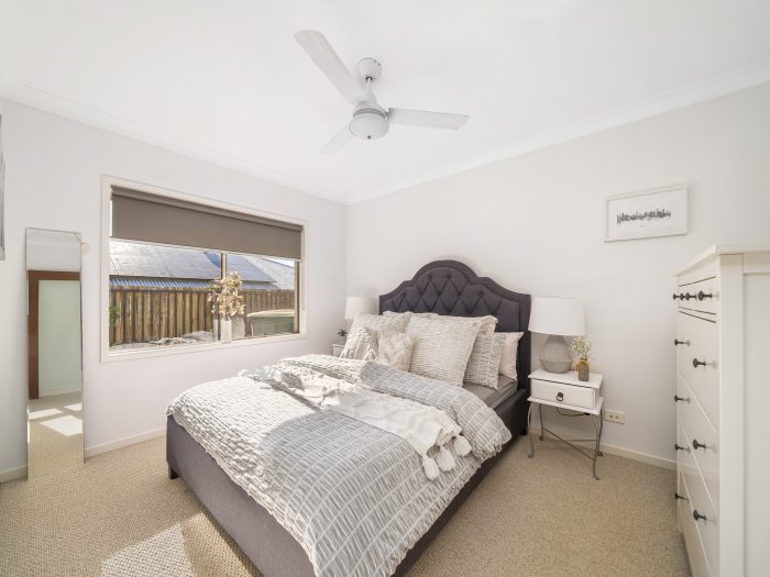 6 Baybreeze Cres, Murrumba Downs QLD 4503, Australia
