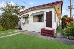 50 Beaufort Pl, Deception Bay QLD 4508, Australia