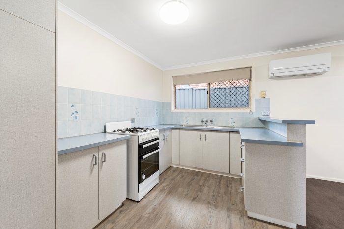 43 Blue Gum Dr, Newtown QLD 4350, Australia