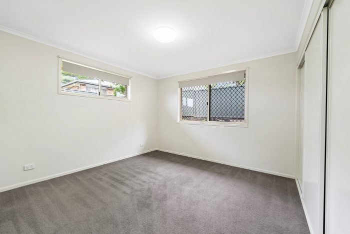 43 Blue Gum Dr, Newtown QLD 4350, Australia