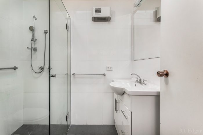 912 Burke Rd, Deepdene VIC 3103, Australia