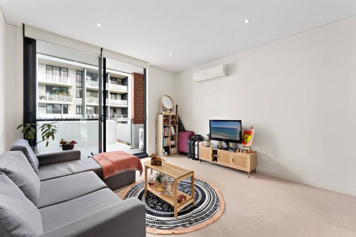 Unit 6/12 Victa St, Campsie NSW 2194, Australia