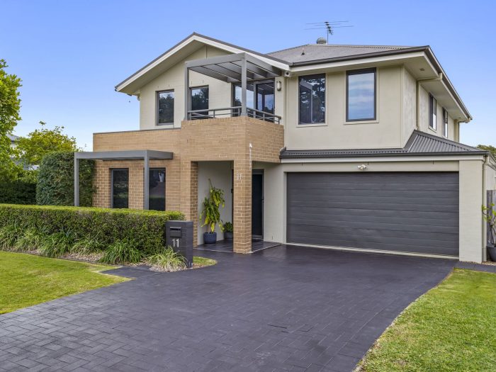 11 Celestial Dr, Morisset Park NSW 2264, Australia
