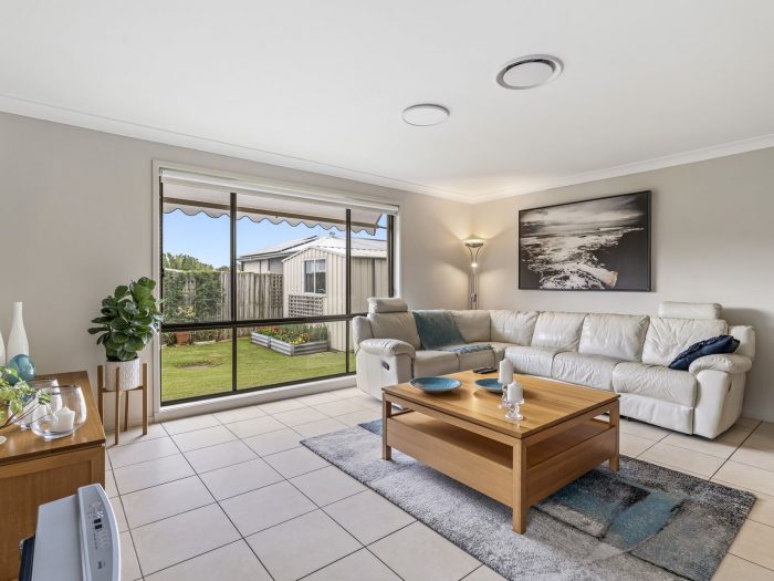 11 Celestial Dr, Morisset Park NSW 2264, Australia