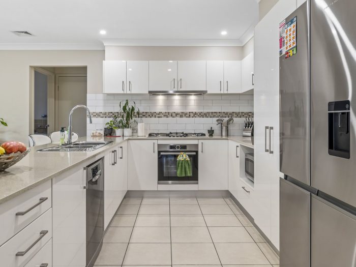 11 Celestial Dr, Morisset Park NSW 2264, Australia