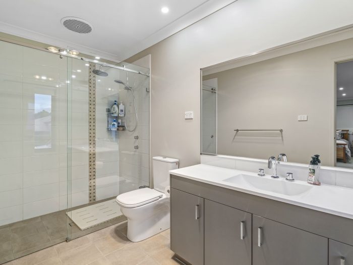 11 Celestial Dr, Morisset Park NSW 2264, Australia