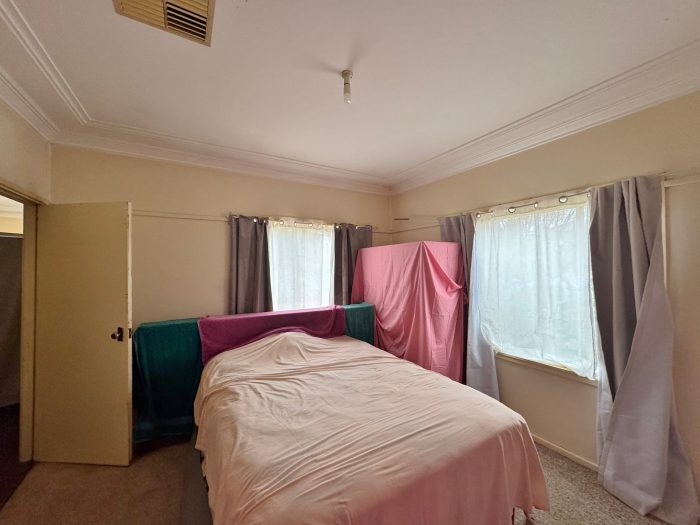 21 Clifton St, Young NSW 2594, Australia