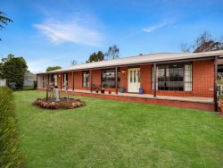 17 David St, Hamilton VIC 3300, Australia