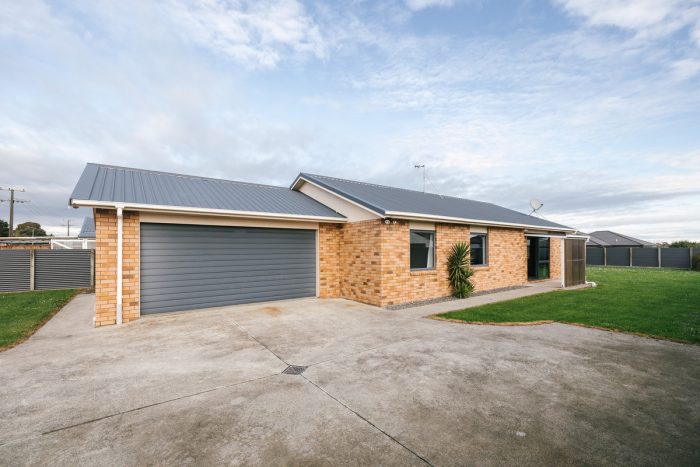 22 Phillips Street, Sanson, Manawatu, Manawatu / Whanganui, 4817, New Zealand