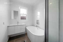Unit 8/46 Fenton St, Latrobe TAS 7307, Australia