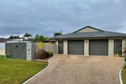 Unit 1/6 Samarai Ave, Runaway Bay QLD 4216, Australia