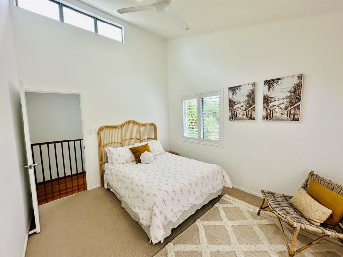 12 Kookaburra Ct, South Stradbroke QLD 4216, Australia