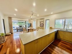 12 Kookaburra Ct, South Stradbroke QLD 4216, Australia