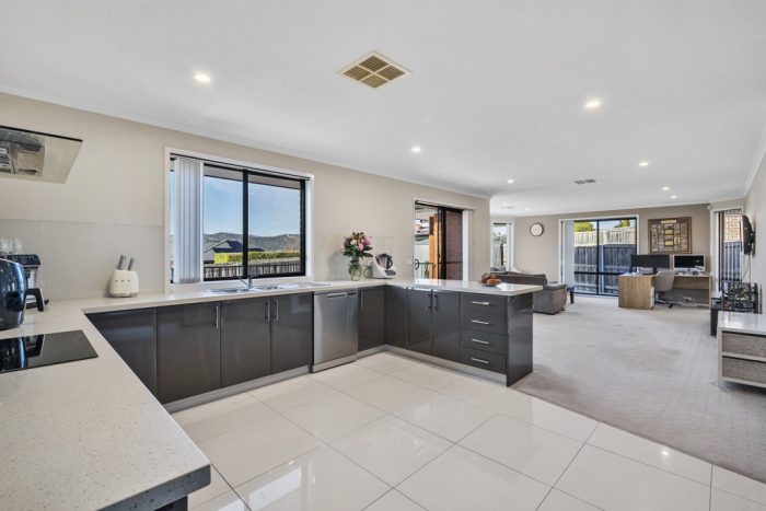 5 Glenfern St, Howrah TAS 7018, Australia