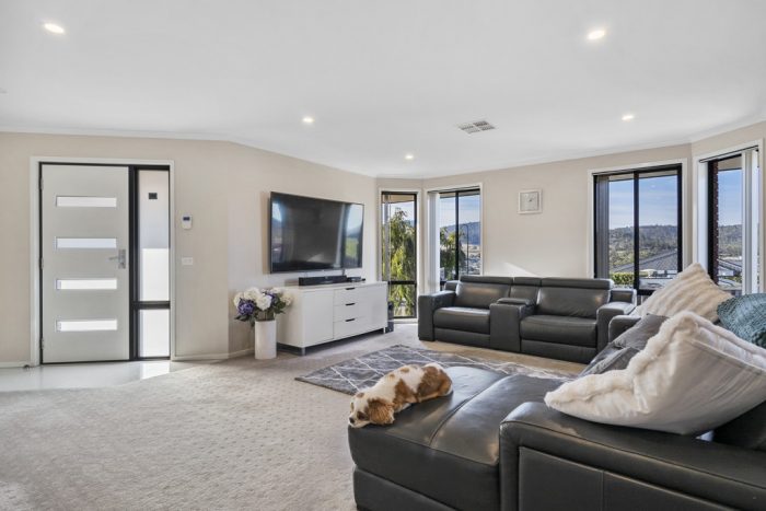5 Glenfern St, Howrah TAS 7018, Australia