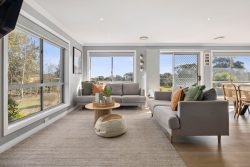 29 Hintons Rd, Young NSW 2594, Australia