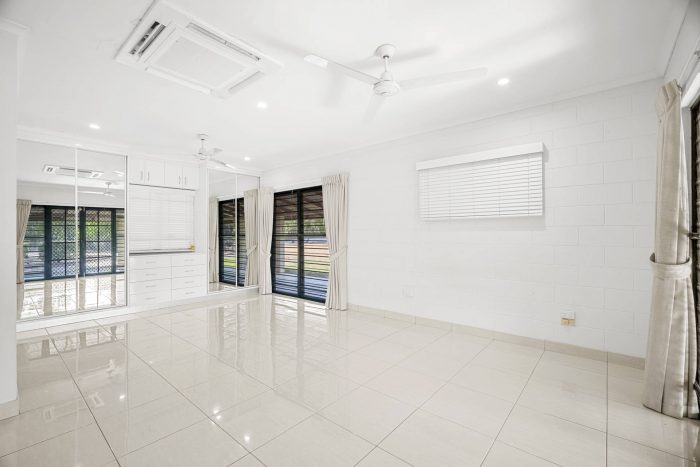 3 Flockhart Dr, Marlow Lagoon NT 0830, Australia