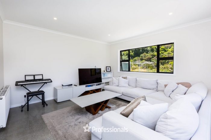 9 Margaret Mahy Drive, Whitemans Valley, Upper Hutt, Wellington, 5371, New Zealand