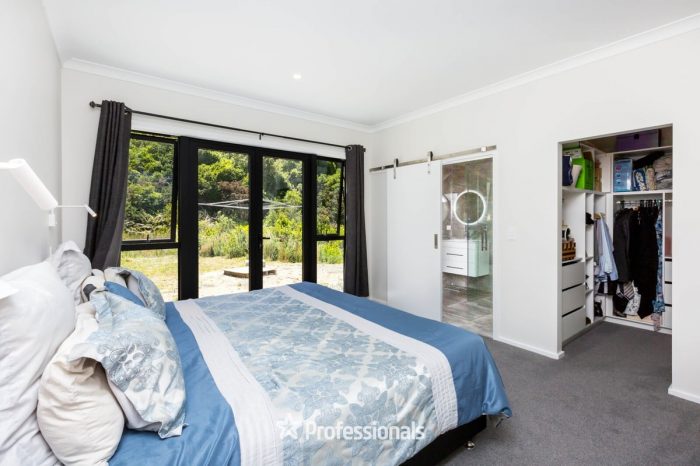 9 Margaret Mahy Drive, Whitemans Valley, Upper Hutt, Wellington, 5371, New Zealand