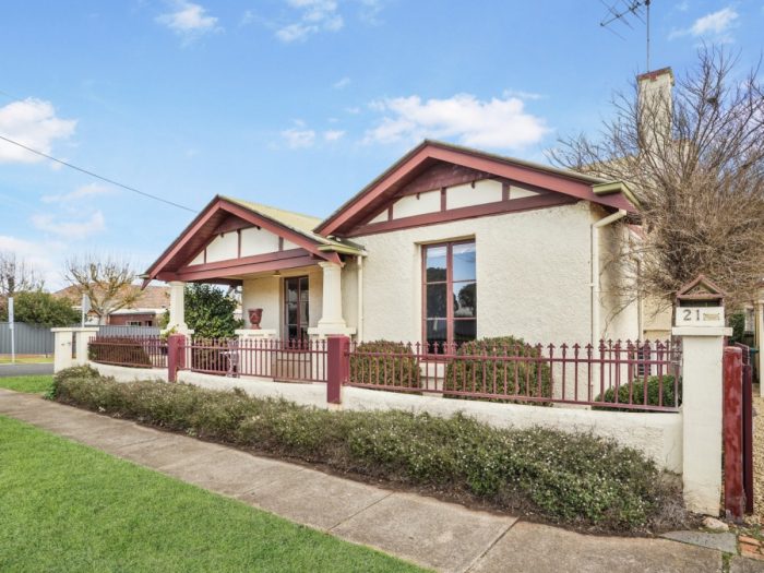 21 Milton St, Hamilton VIC 3300, Australia