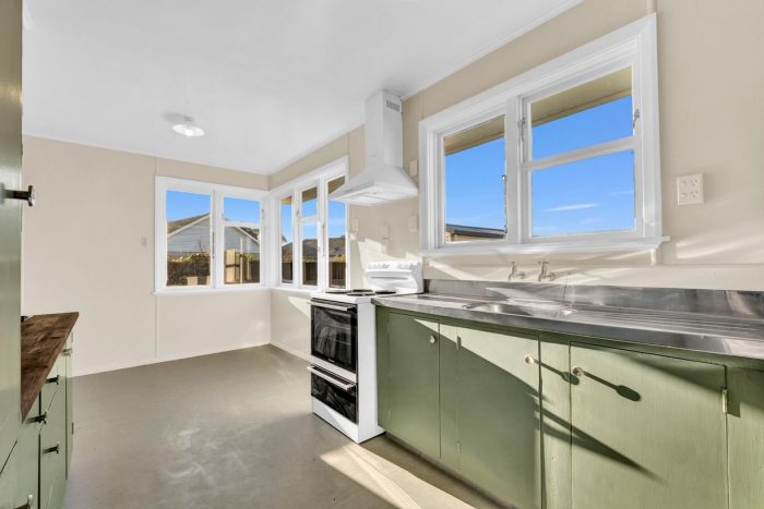 32 Carisbrooke Street, Aranui, Christchurch City, Canterbury, 8061, New Zealand