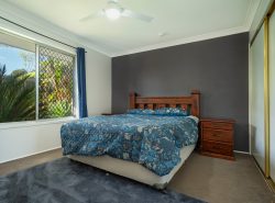 15 Muscat Ct, Wilsonton Heights QLD 4350, Australia
