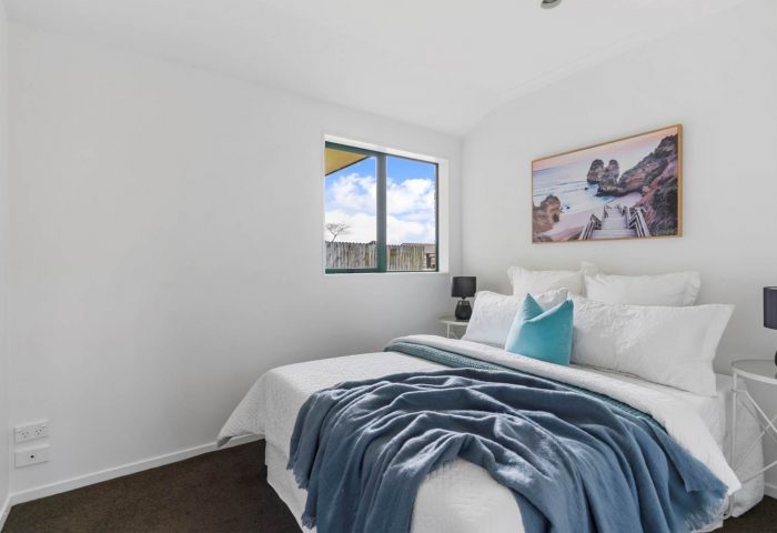 30 Nicholas Gibbons Drive, Clendon Park, Manukau City, Auckland, 2103, New Zealand
