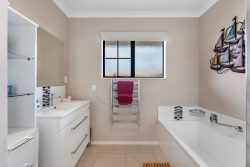 31 Norfolk Crescent, Feilding, Manawatu, Manawatu / Whanganui, 4702, New Zealand