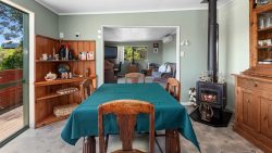 1 Oakura Road, Oakura Coast, Whangarei, Northland, 0184, New Zealand