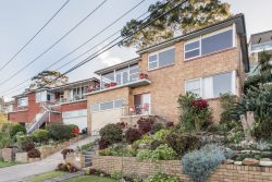 13 Paris Ave, Earlwood NSW 2206, Australia