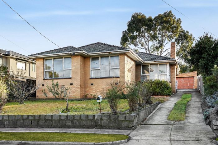 4 Percival St, Oak Park VIC 3046, Australia