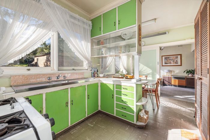 4 Percival St, Oak Park VIC 3046, Australia