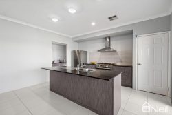 10 Perrone Ave, Byford WA 6122, Australia
