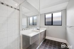 10 Perrone Ave, Byford WA 6122, Australia