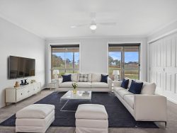 64 Pioneer St, Hamilton VIC 3300, Australia