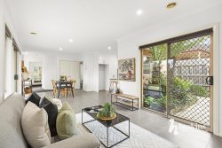 Unit 1/62 Plymouth Rd, Croydon VIC 3136, Australia