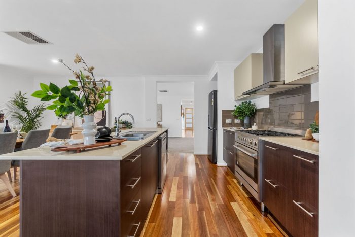 51 Fairhaven Ave, Beveridge VIC 3753, Australia