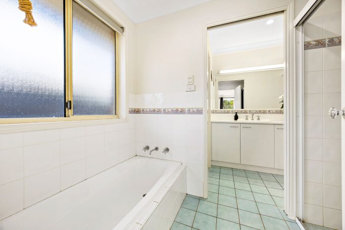 15 Waterlily Walk, Port Macquarie NSW 2444, Australia