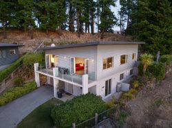 12 Bovett Place, Wanaka, Otago, 9305, New Zealand