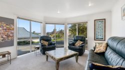 19 Ridgeway Drive, Kamo, Whangarei, Northland, 0112, New Zealand