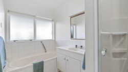 19 Ridgeway Drive, Kamo, Whangarei, Northland, 0112, New Zealand