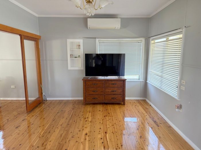 11 Thompsons Ave, Moree NSW 2400, Australia