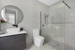 Unit 6/445 Old Melbourne Rd, Ballan VIC 3342, Australia