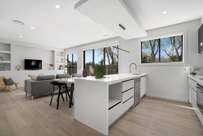 Unit 6/445 Old Melbourne Rd, Ballan VIC 3342, Australia