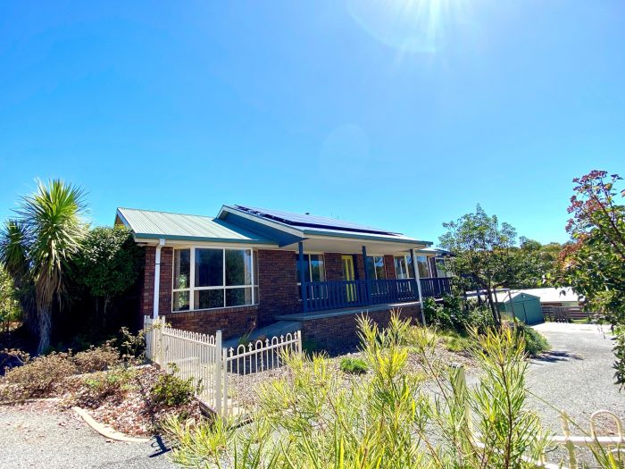 16 Cherrywood Dr, Scamander TAS 7215, Australia