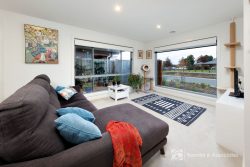 12 Cardiff Dr, Wodonga VIC 3690, Australia