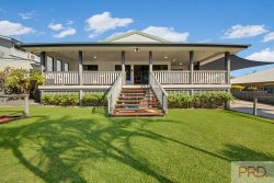 29 Wyndham Ave, Boyne Island QLD 4680, Australia