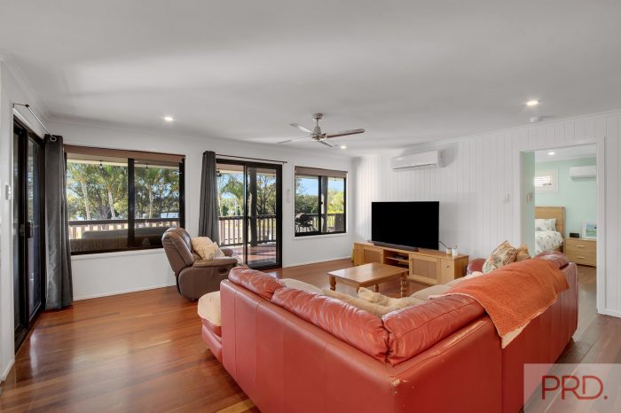 29 Wyndham Ave, Boyne Island QLD 4680, Australia