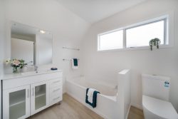 8A Alister Way, Churton Park, Wellington, 6037, New Zealand